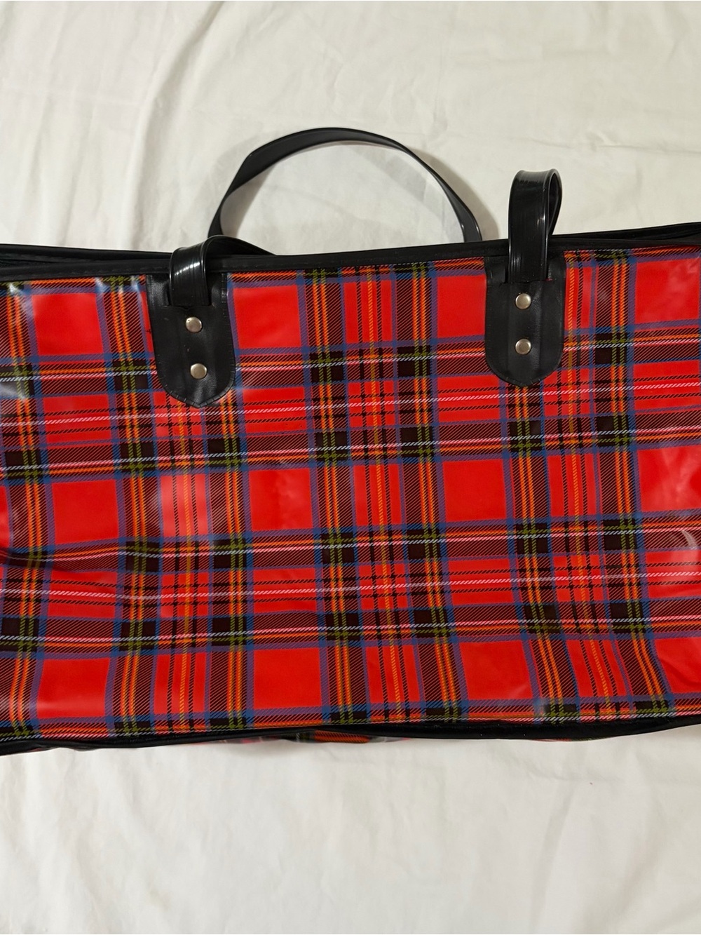 Vintage style picnic bag
